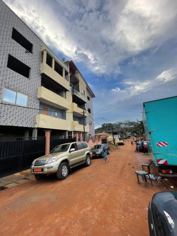 Les Logis De Nouvelle Route Bastos Apartment ยาอุนเด ภายนอก รูปภาพ