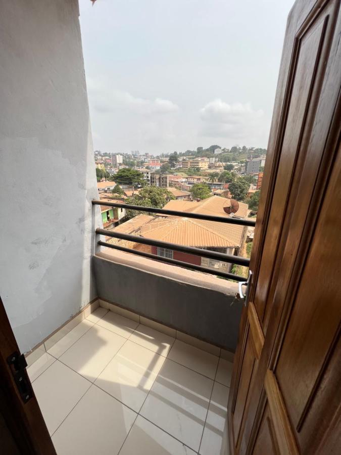 Les Logis De Nouvelle Route Bastos Apartment ยาอุนเด ภายนอก รูปภาพ