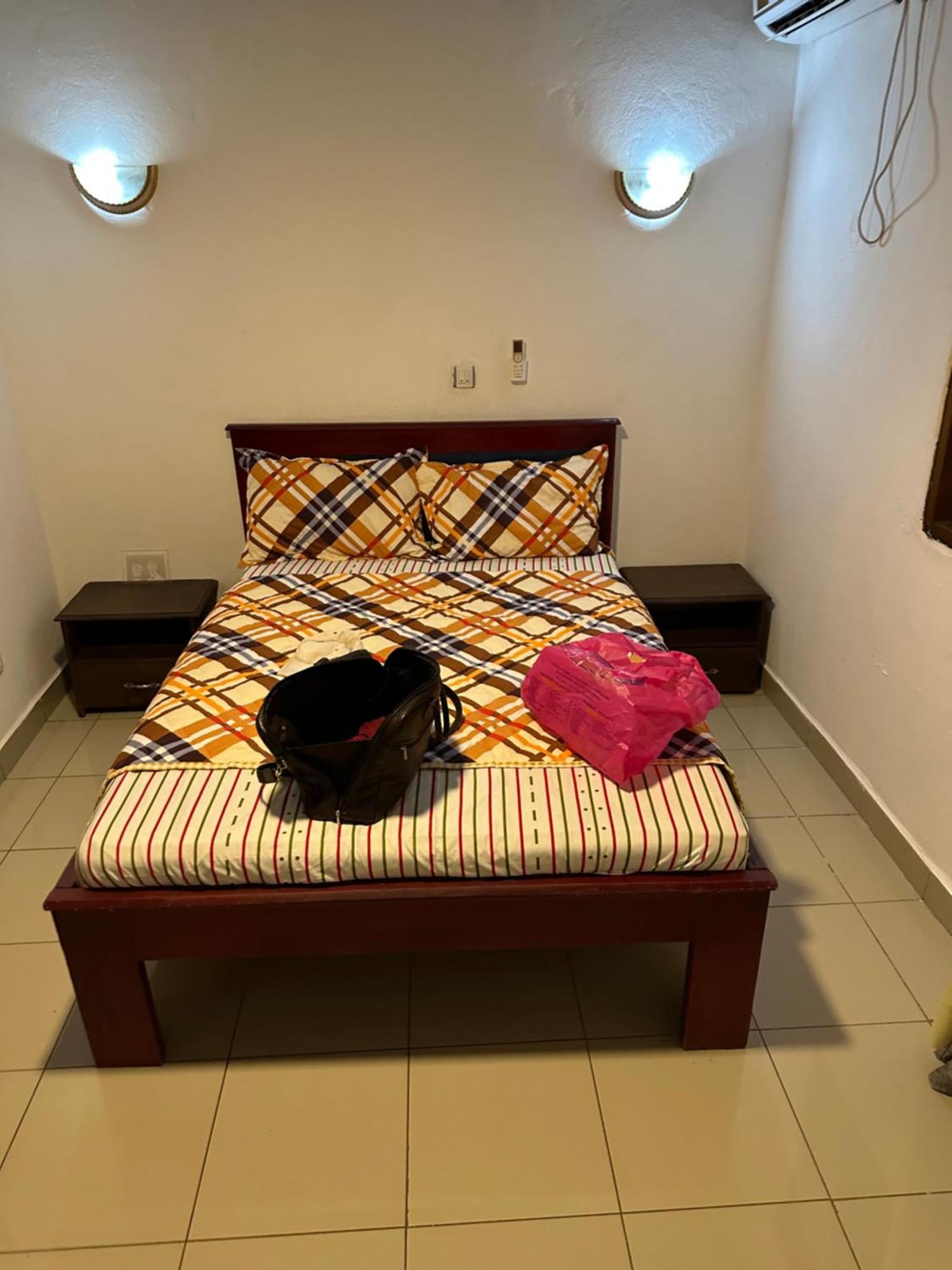 Les Logis De Nouvelle Route Bastos Apartment ยาอุนเด ภายนอก รูปภาพ