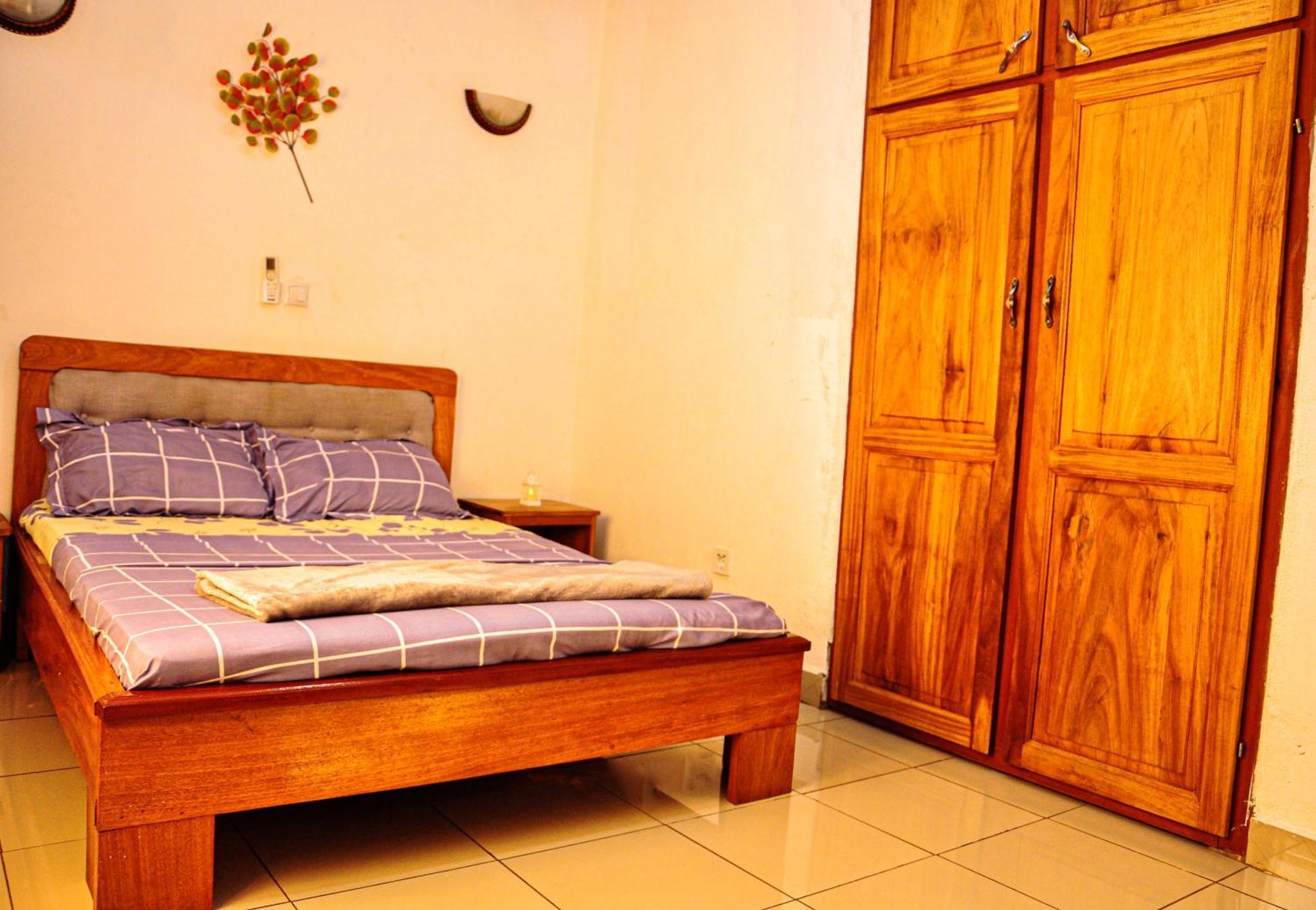 Les Logis De Nouvelle Route Bastos Apartment ยาอุนเด ภายนอก รูปภาพ