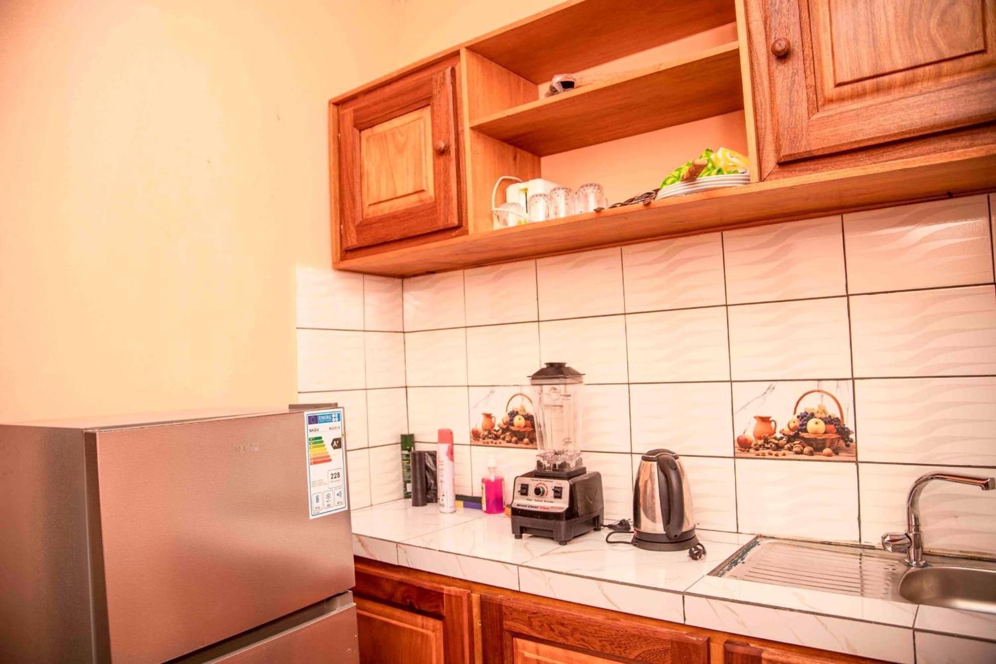 Les Logis De Nouvelle Route Bastos Apartment ยาอุนเด ภายนอก รูปภาพ